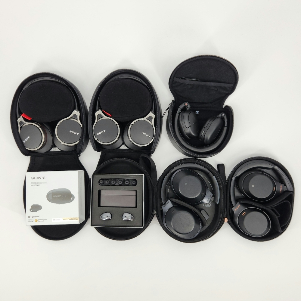 Lot of 6 - Sony Headphones - Sold as-is